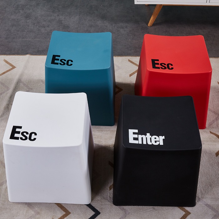 감성 키보드 의자 카페 야외 체어 ESC ENTER 간이 인테리어 의자