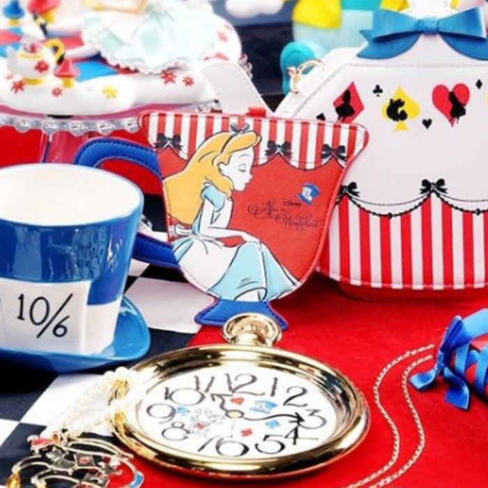디즈니 이상한나라 앨리스 시계 플레이트 그릇, 일본 한정판 앨리스 그릇, 이상한 나라 앨리스 피규어 시계 피규어